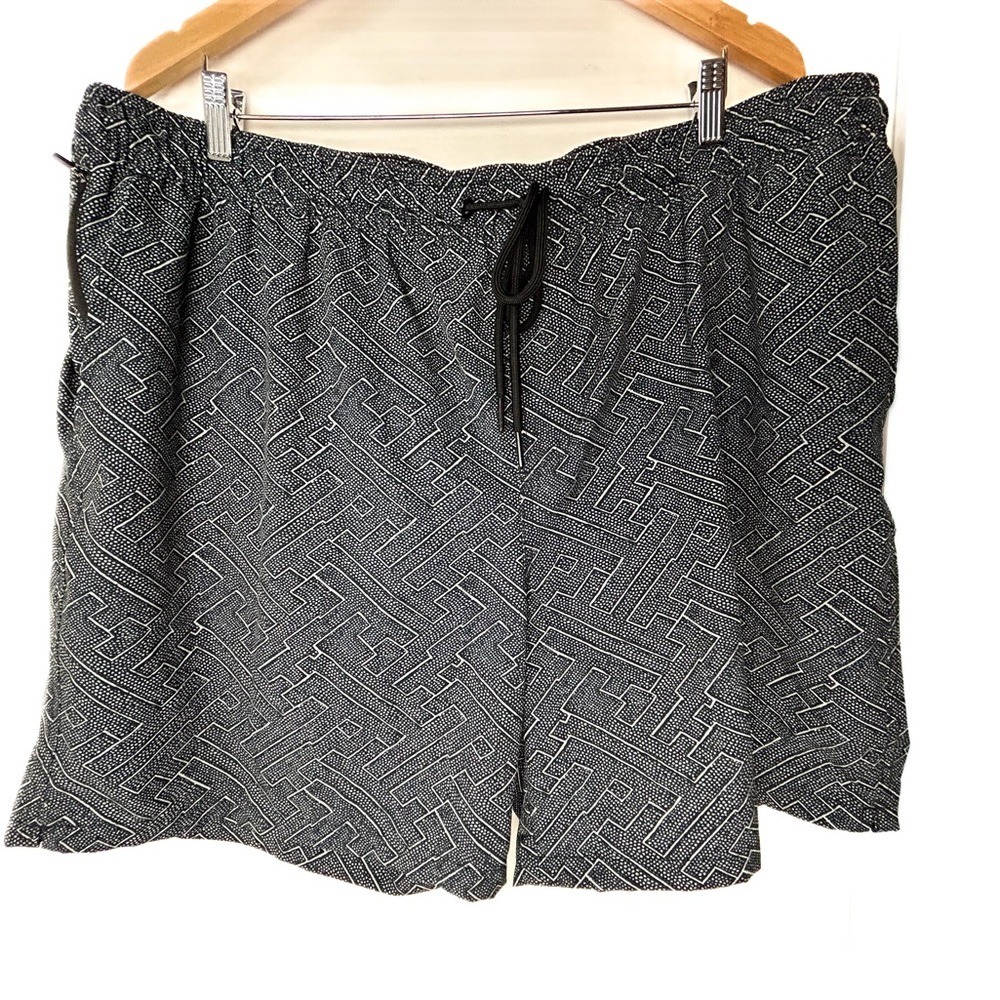 Goodfellow & Co Black/White Geo‎ Print Swim Trunks Men's XXL